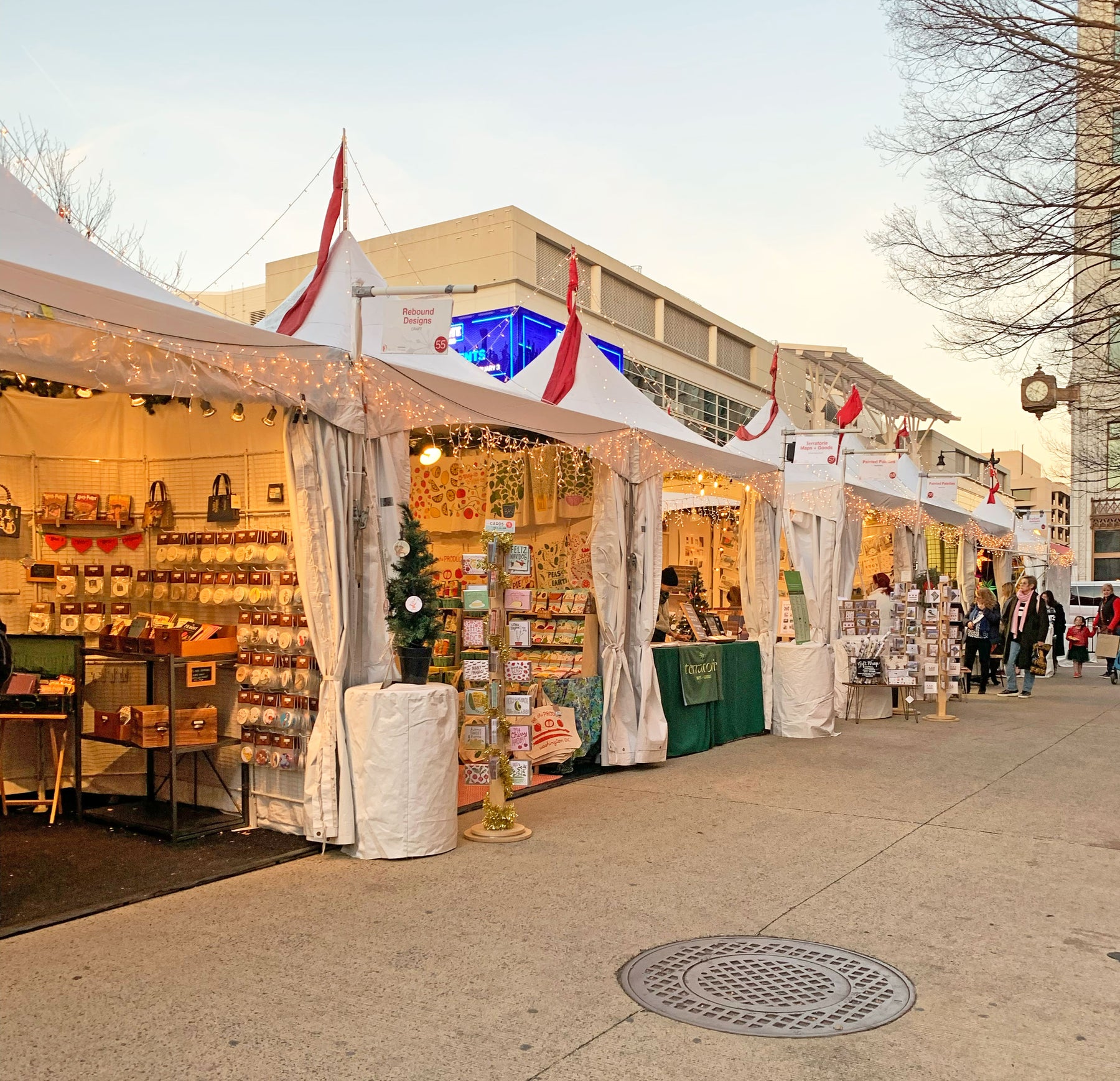 Downtown Holiday Market Reminds Us to Shop Small